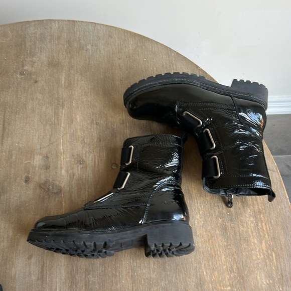 ARTICA Baldy Black Patent Leather Chunky Heel Strap Booties EU 37 US 6.5–7 - Picture 12 of 16